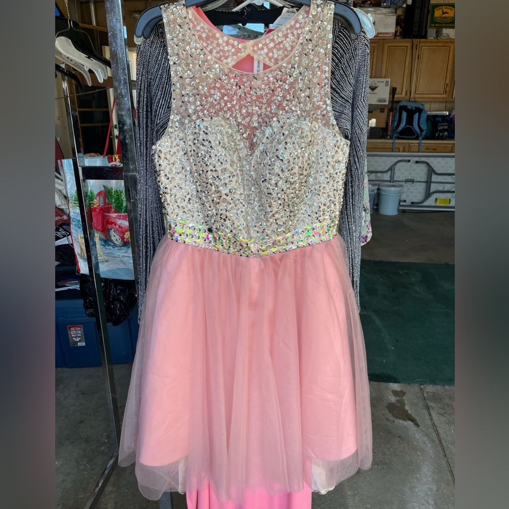 Never worn homecoming dress